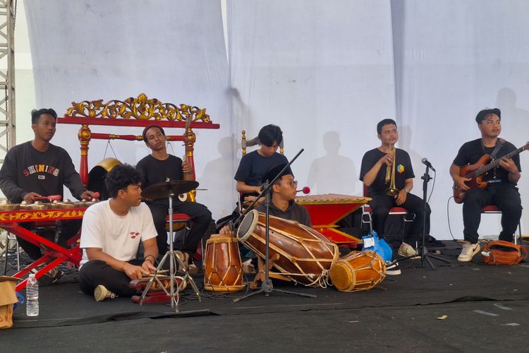 Alasan Betawi Enteam Gabungkan Gambang Keromong dengan Alat Musik Modern
