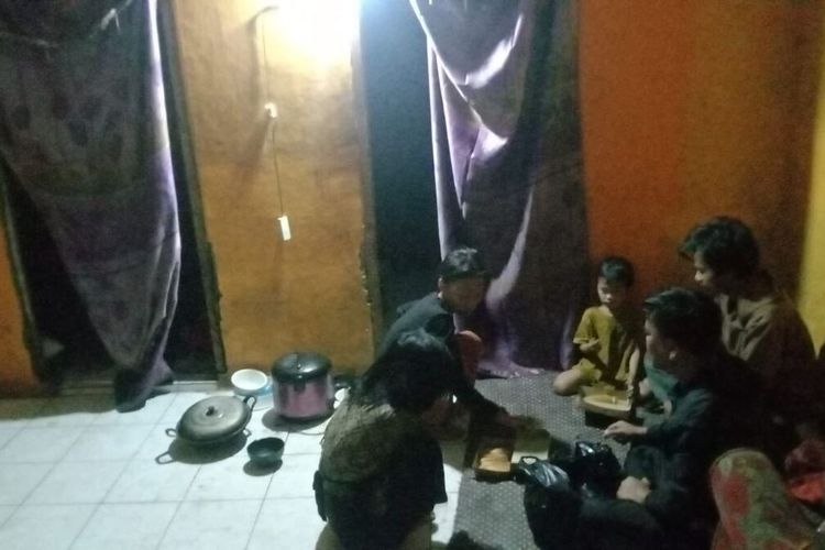 Nestapa Keluarga di Pacet Bandung: Hidup dalam Cengkeraman Kemiskinan Ekstrem dan Gangguan Kejiwaan