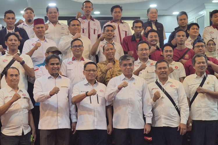 Buruh Bakal Demo di DPR Tuntut Kesetaraan UMP di RUU Ketenagakerjaan