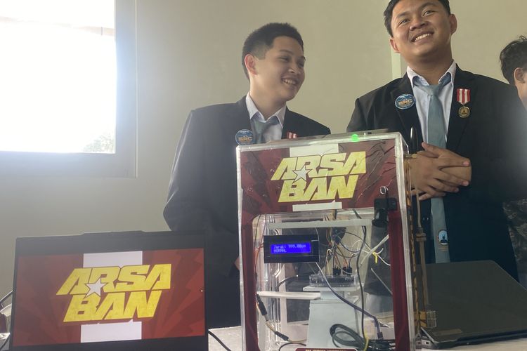 Melihat Robot Pendeteksi Banjir Karya Santri dari Kuningan, Bisa Kirim Pesan ke 500 Petugas Pemantau