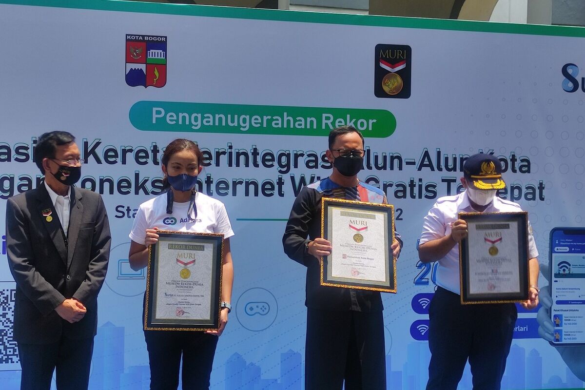 Stasiun Bogor, Jawa Barat, mendapat penghargaan dari Museum Rekor Dunia Indonesia (MURI) atas fasilitas internet gratis kelas dunia mencapai 2.000 Mbps, Kamis (31/3/2022).