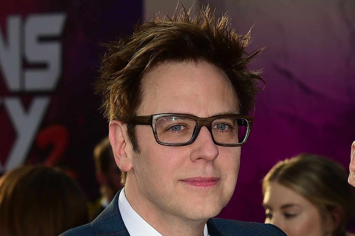 Sutradara James Gunn menghadiri pemutan perdana film Guardians of the Galaxy Vol. 2 di Hollywood, California, pada 19 April 2017. Gunn dipecat dari Guardians of the Galaxy 3 setelah serangkaian twit lamanya tentang hal-hal tabu muncul kembali.