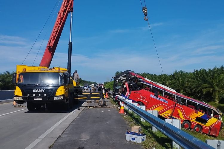 Kecelakaan Bus Halmahera, Satu Penumpang Belum Teridentifikasi Identitasnya