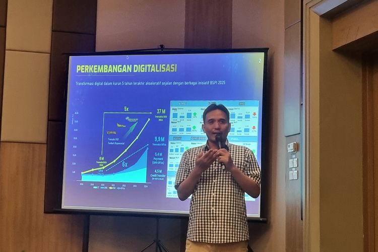 Deputi Direktur Departemen Kebijakan Sistem Pembayaran BI Himawan Kusprianto saat pelatihan wartawan di Bukittinggi, Padang, dikutip Sabtu (26/10/2025).