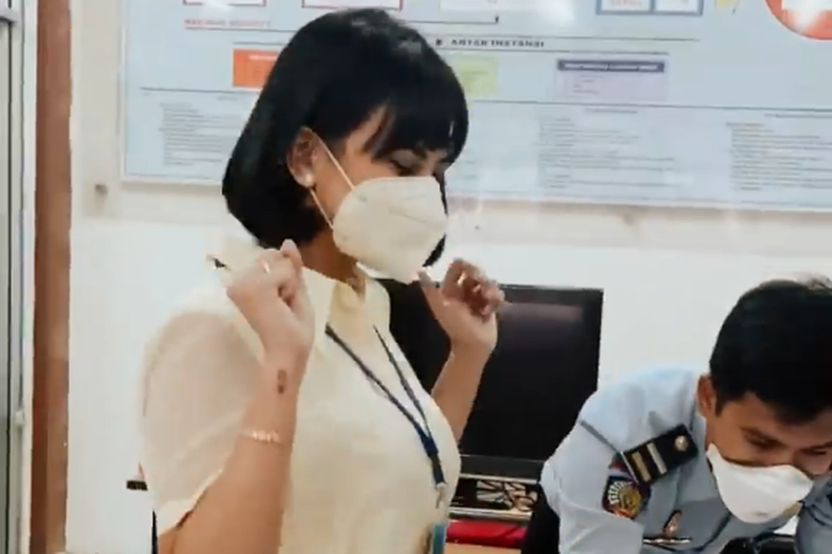 Artis peran Vanessa Angel sangat gembira setelah masa hukumannya dalam kasus penyalahgunaan zat psikotropika sudah berakhir, Senin (18/1/2021).
