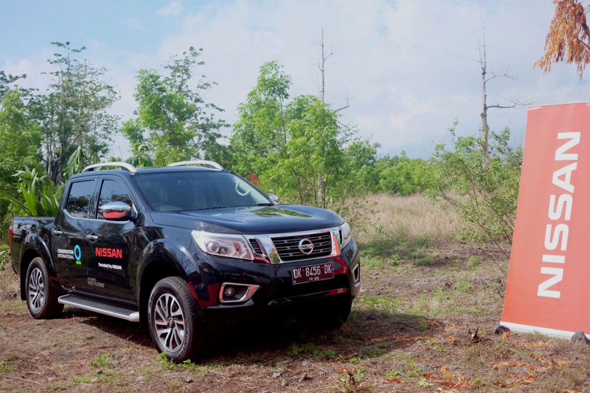 NIssan Navara yang bakal digunakan untuk mobilitas aktivitas reforestasi Gunung Agung, Bali.