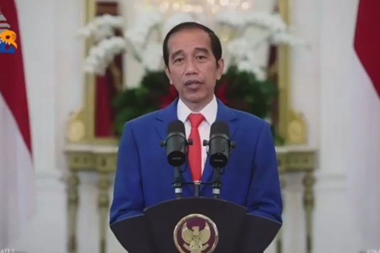 President Joko Widodo delivers a virtual commencement speech for graduates of Brawijaya University on Tuesday, (5/1/2020)