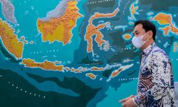 Masih Banyak Warga Tolak Vaksin Covid-19, DPR Minta Pemda Gencarkan Sosialisasi