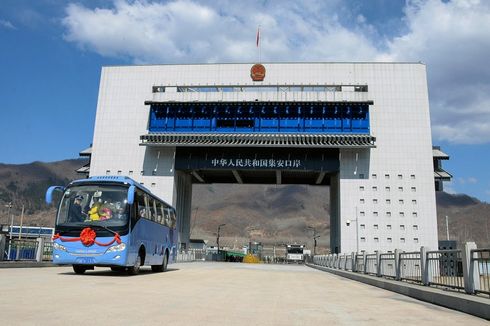 China Buka Gerbang Perbatasan Baru dengan Korea Utara