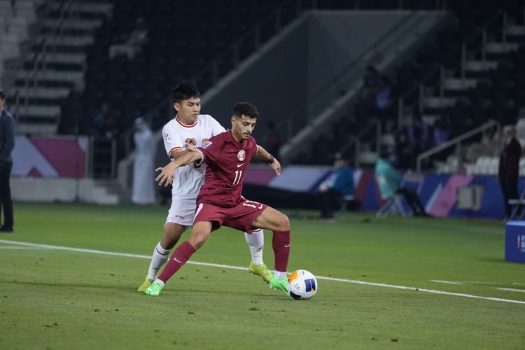 Suasana pertandingan Grup A Piala Asia U23 2024 antara Qatar vs Indonesia di Stadion Jassim bin Hamad, Doha, Senin (15/4/2024).