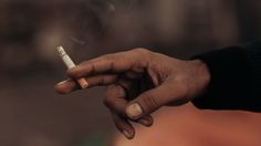 Khutbah Jumat: Bahaya Rokok bagi Diri, Keluarga, dan Masa Depan