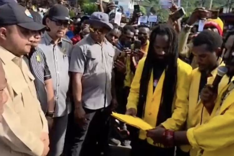 DPR Papua Temui Aksi Mahasiswa, Janji Teruskan Tuntutan ke Presiden dan Panglima