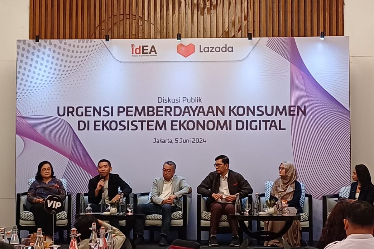 Ketua Komisioner Komisi 2 Badan Perlindungan Konsumen Nasional (BPKN) Heru Sutadi dalam Talkshow bertajuk Urgensi Pemberdayaan Konsumen di Ekosistem Digital di Jakarta Pusat, Rabu (5/6/2024).