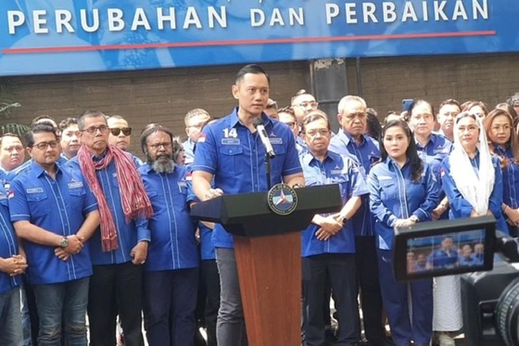 Ketua Umum Partai Demokrat Agus Harimurti Yudhoyono (AHY) dalam konferensi pers di kantor DPP Partai Demokrat, Jalan Proklamasi, Menteng, Jakarta, Senin (4/9/2023). 
