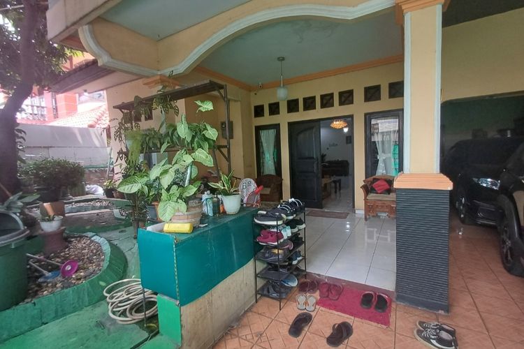 Rumah Feby (36) dan suaminya, Bara (33) dicuri orang tak dikenal (OTK). Peristiwa pencurian tersebut terjadi di Jalan Kamboja Dalam, Cijantung, Pasar Rebo, Jakarta Timur pada Sabtu (30/9/2023) sekira pukul 11.00 WIB. 