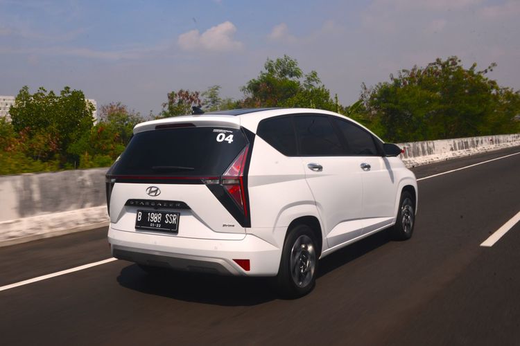 Test Drive Hyundai Stargazer Malang, Batu