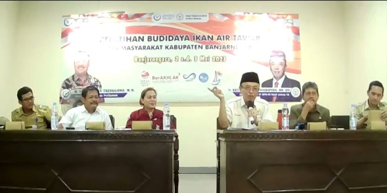 Kementerian KP gelar Pelatihan Budi Daya Ikan Air Tawar di Balai Desa Danaraja, Banjarnegara, pada Selasa (2/5/2023) sampai Rabu (3/5/2023).  