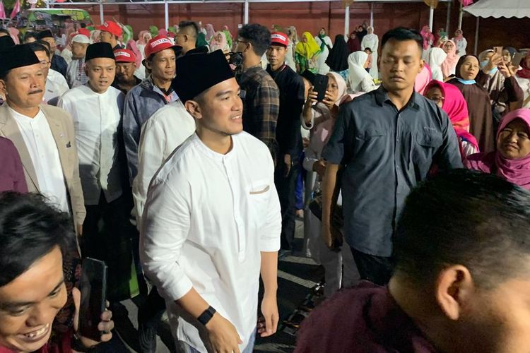 Istigasah di Kota Madiun, Kaesang Muncul dan Bicara soal Hak Pilih