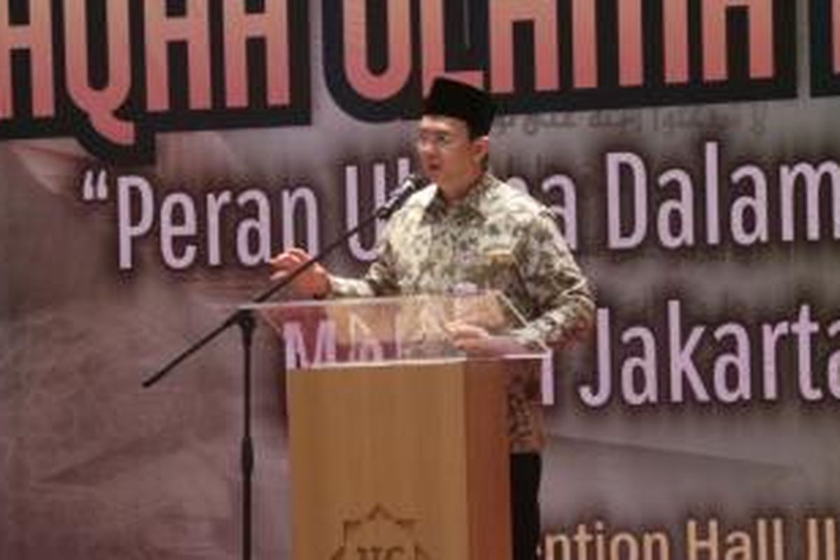 Gubernur DKI Jakarta Basuki Tjahaja Purnama saat memberi sambutan dalam Halaqah Ulama-Ulama se DKI Jakarta, di Jakarta Islamic Center (JIC), Rabu (12/8/2015). 