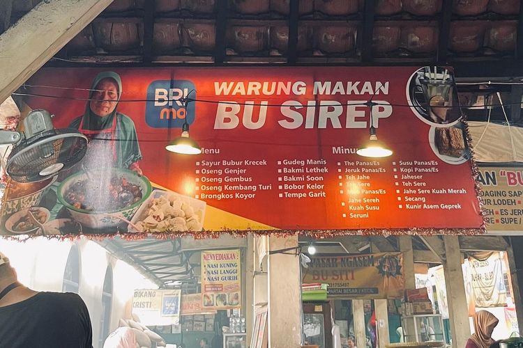 Warung Makan Bu Sirep, salah satu kuliner di Pasar Ngasem Jogja.
