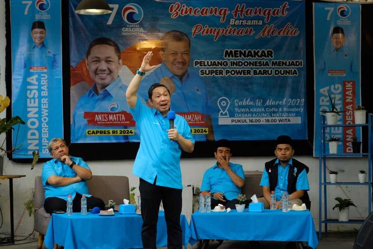 Ketum Gelora Anis Matta saat melakukan konsulidasi di Mataram, Sabtu (18/3/2023)