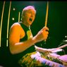 Josh Freese Didepak, Foo Fighters Ganti Drummer Baru 