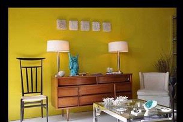 Cobalah menggunakan warna deep yellow yang memiliki sekilas kesan keemasan serta sedikit sekali tone hijau untuk efek lebih besar.