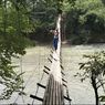 Jembatan Gantung di Lebak Putus, 15 Orang Jatuh ke Sungai 