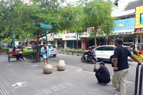 Kebijakan Lepas Masker Disambut Baik Wisatawan Malioboro, tapi...