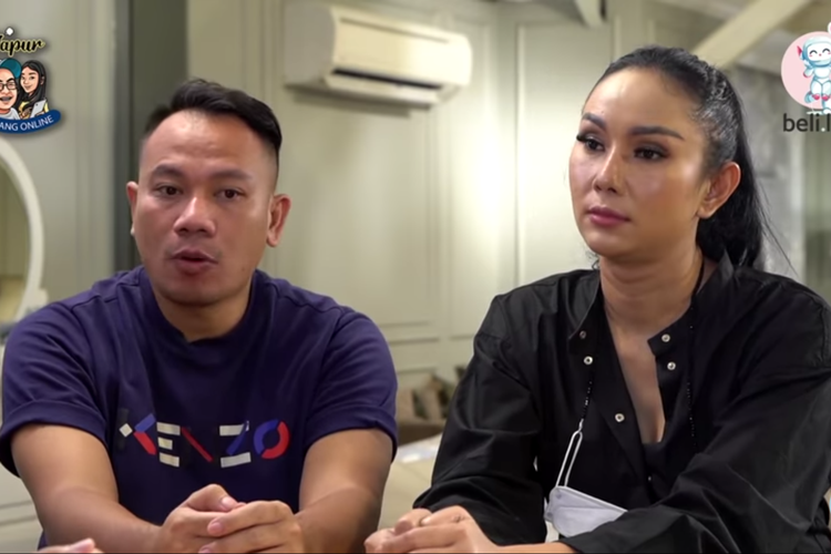 Pasangan artis Vicky Prasetyo dan Kalina Ocktaranny