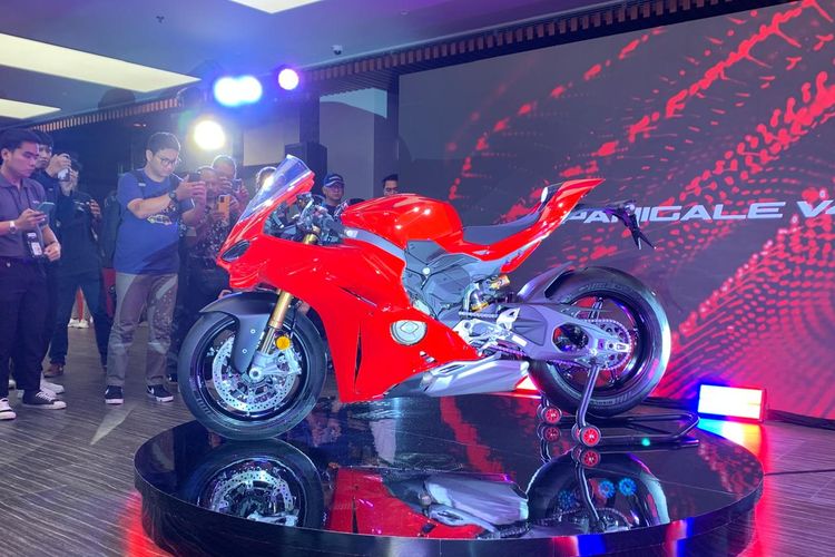 Ducati Panigale V4 S meluncur di Indonesia