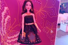Melestarikan Batik Lewat Koleksi Barbie Batik Kirana