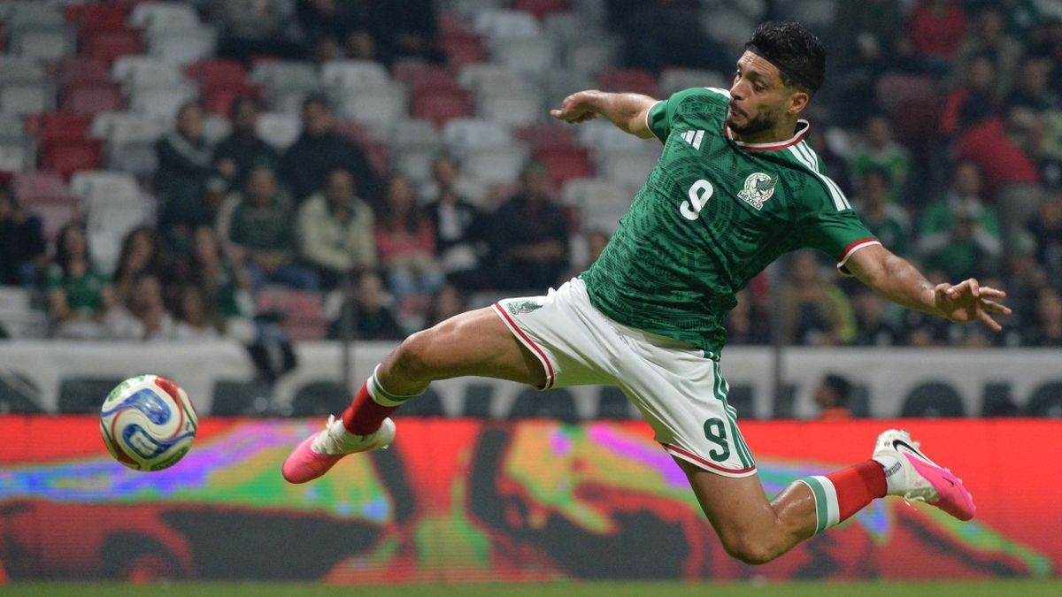 [HOAKS] Raul Jimenez Dedikasikan Selebrasi Golnya untuk Messi