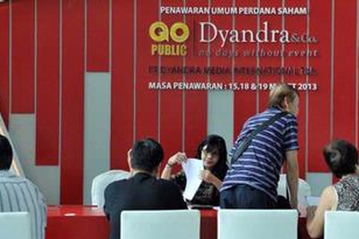Penawaran umum perdana saham Dyandra di Plaza Bapindo, Jakarta, Selasa (19/3/2013).