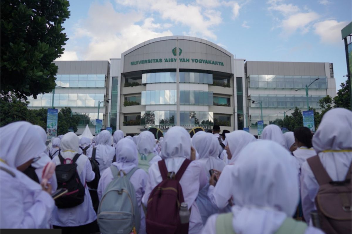 Pembukaan Masa Ta'ruf (Mataf) mahasiswa baru angkatan 2024/2025 Universitas 'Aisyiyah (Unisa) Yogyakarta, Selasa (17/9/2024) 