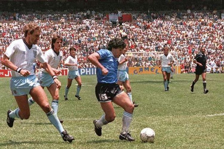 Pertandingan Piala Dunia 1986 yang digelar di Meksiko.