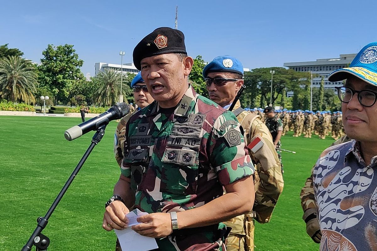 Kepala Pusat Penerangan (Kapuspen) TNI, Brigjen Kristomei Sianturi ditemui di Mabes TNI, Cilangkap, Jakarta Timur, Kamis (24/4/2025).