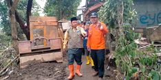 Atasi Banjir di Dayeuhandap, Wagub Uu Minta Warga di Sepanjang Sungai Cipeujeuh Mau Direlokasi