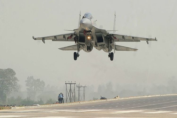 Sebuah jet tempur Su-30MKI milik AU India.