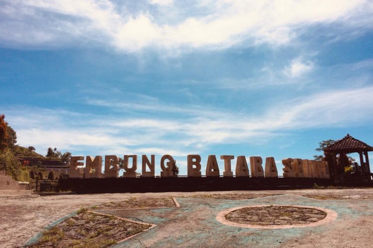 Embung Batara Sriten, Pilangrejo, Nglipar, di Gunungkidul, DI Yogyakarta.