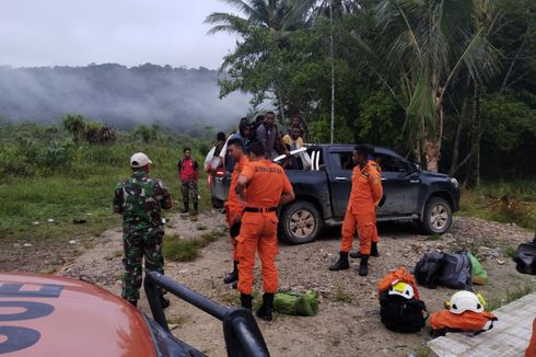 2 Hari Jalan Kaki Survei Tower Telkomsel, 11 Orang Belum Kembali