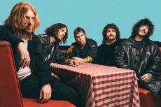 Lirik dan Chord Lagu Bootleg Rascal - Sticky Fingers