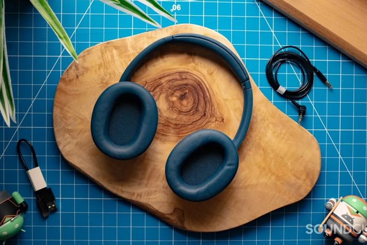 Samsung Siapkan Headphone Over-ear Pesaing Apple dan Sony?