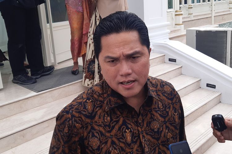 Calon ketua umum PSSI sekaligus Menteri BUMN Erick Thohir di Solo, Jawa Tengah, Sabtu (21/1/2023).