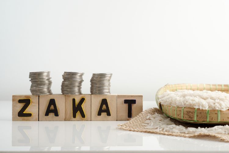 Simak besaran zakat fitrah 2022 baik dalam bentuk beras maupun uang tunai untuk Kota Makassar dan sekitarnya.