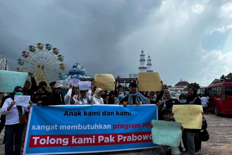 Relawan Dapur MBG Batam Khawatir Kehilangan Pekerjaan, 1.500 Orang Disebut Terdampak