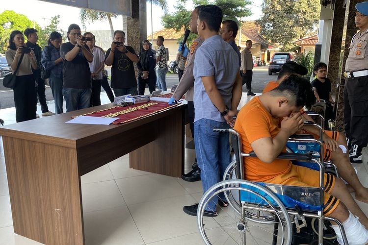Komplotan Curanmor Spesialis Perumahan Ditangkap usai Tabrak Polisi, 2 Pelaku Ditembak