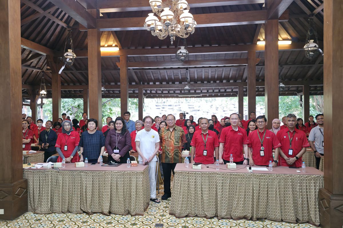 Sido Muncul Latih Karyawan dan Mahasiswa Nabung Saham untuk Perkuat Literasi Keuangan