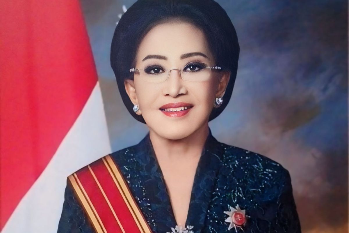 Pendiri Mustika Ratu dan Yayasan Puteri Indonesia (YPI), Mooryati Soedibyo, meninggal dunia pada Rabu (24/4/2024) dini hari.