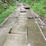 Tanah Bergerak di Kebumen Tak Mau Berhenti Merusak Jalan, Warga Bikin Jembatan Bambu